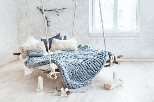 5 Creative Ways To Style Your Cozy Throw Blankets