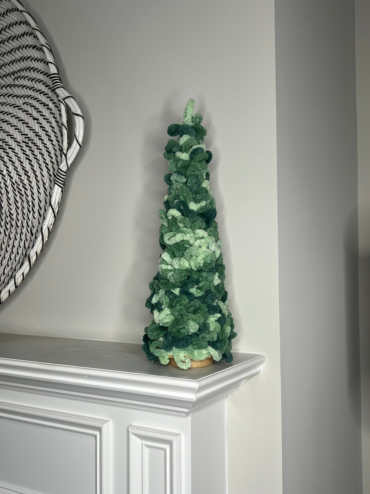 Cozy Christmas Tree Green