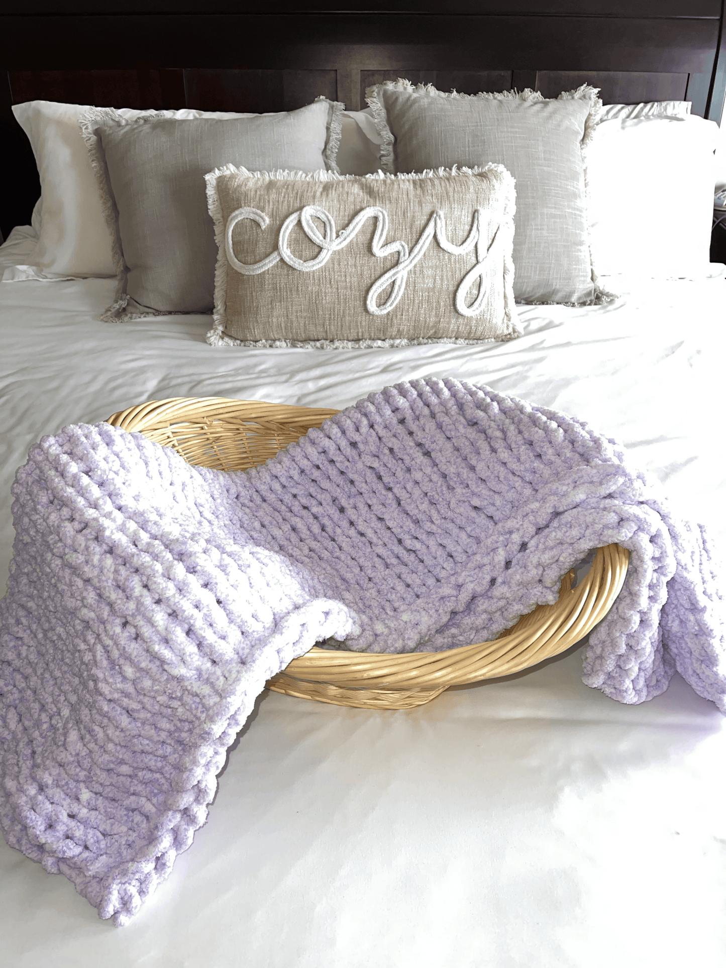Sugarplum Cozy Throw