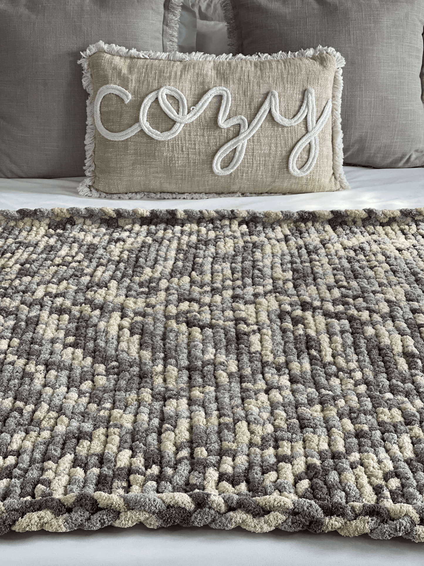 Moonlight Cozy Throw - Best Cozy Throws