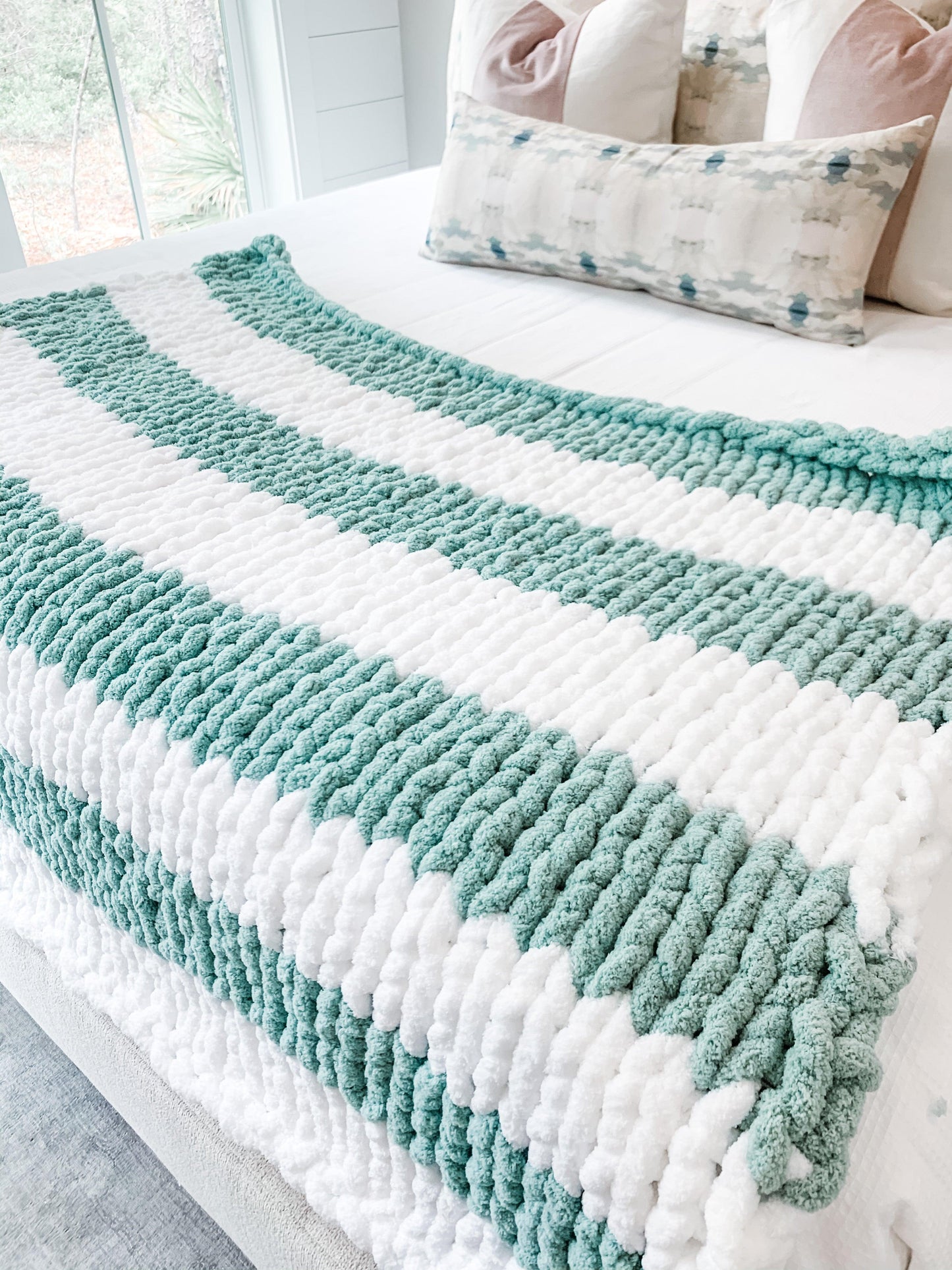 Aglow Cozy Throw - Best Cozy Throws