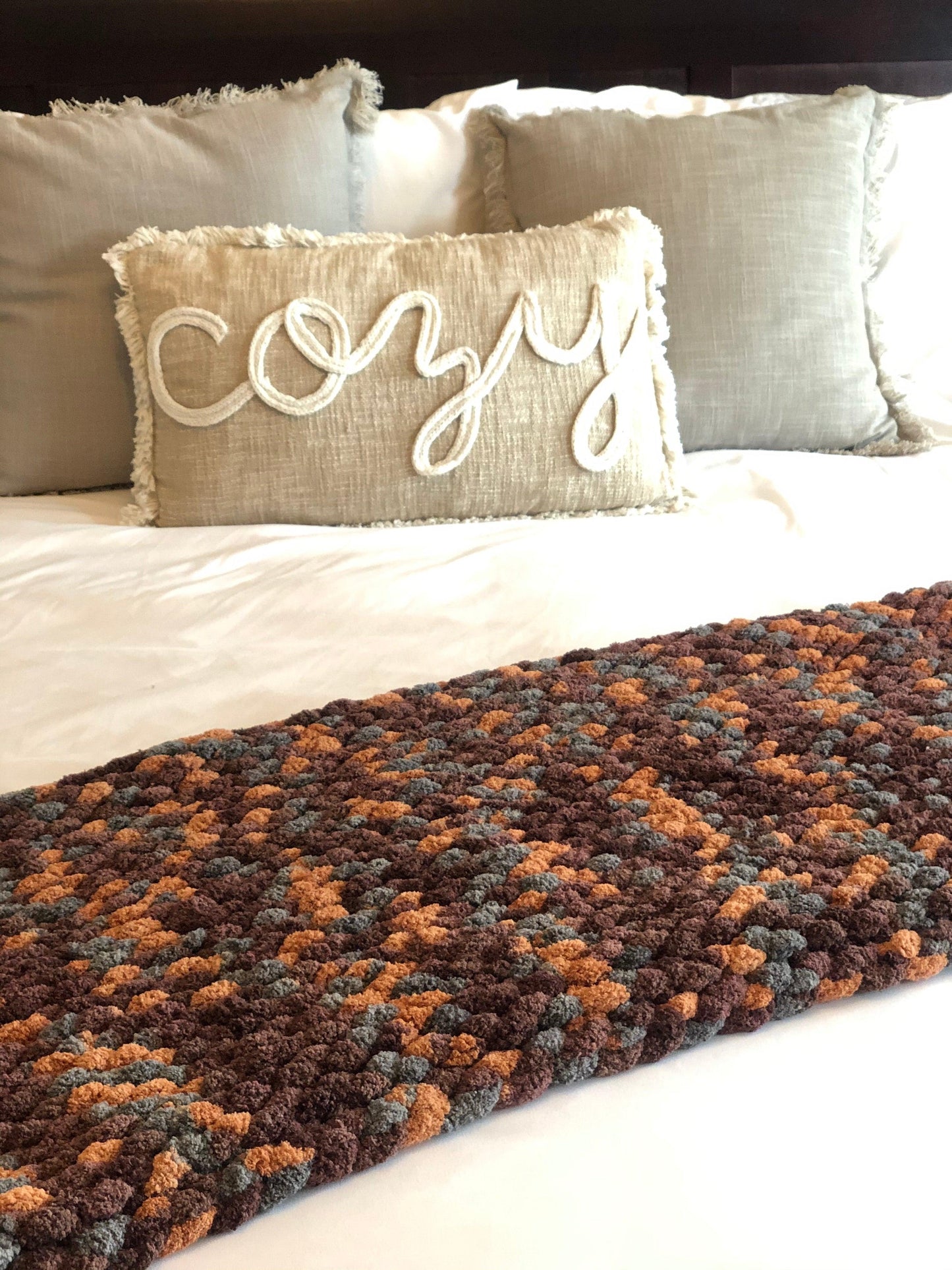 Cabin Cozy Throw - Best Cozy Throws