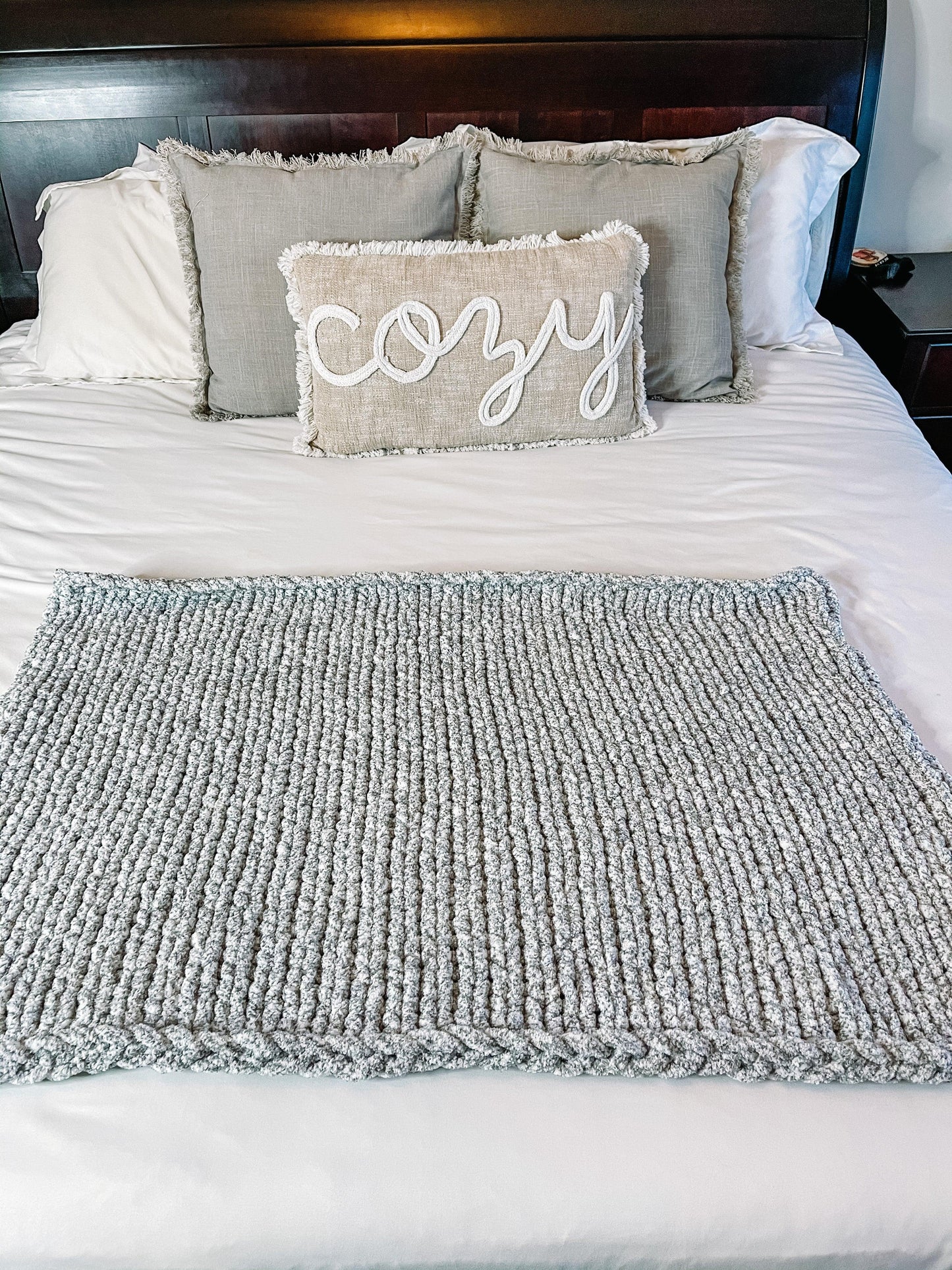 DREAMY LIL' Cozy Throw - Best Cozy Throws