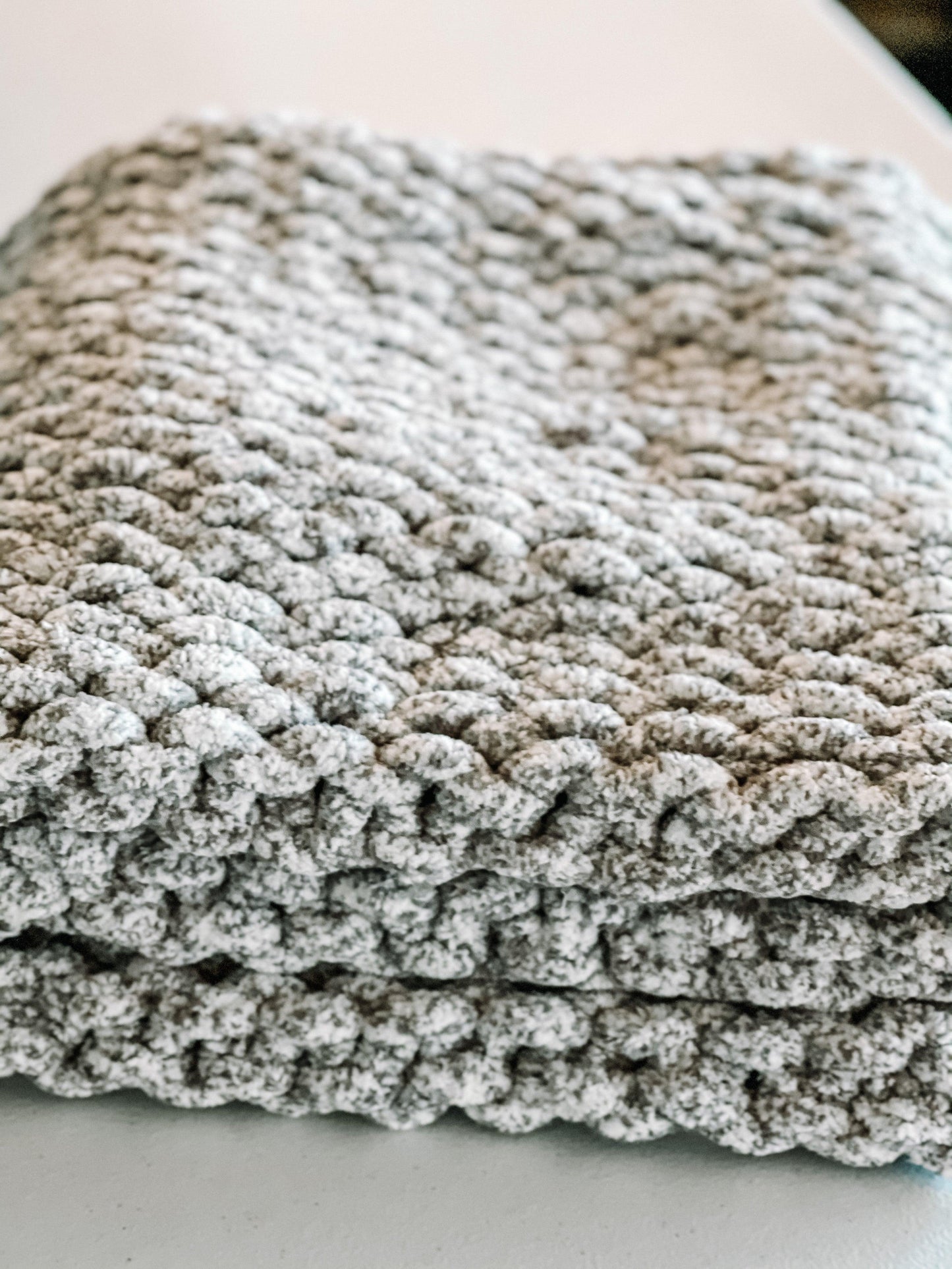 DREAMY LIL' Cozy Throw - Best Cozy Throws