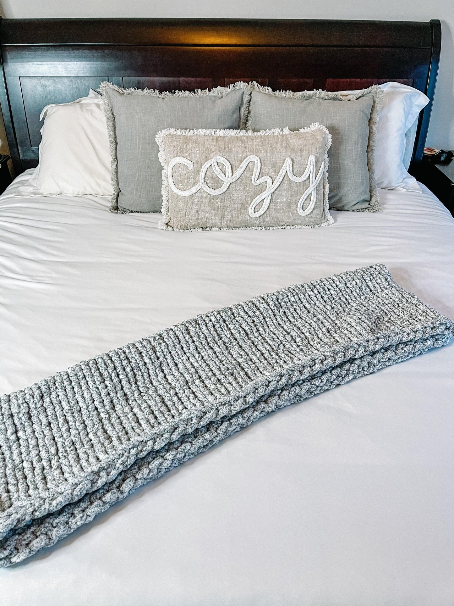 DREAMY LIL' Cozy Throw - Best Cozy Throws