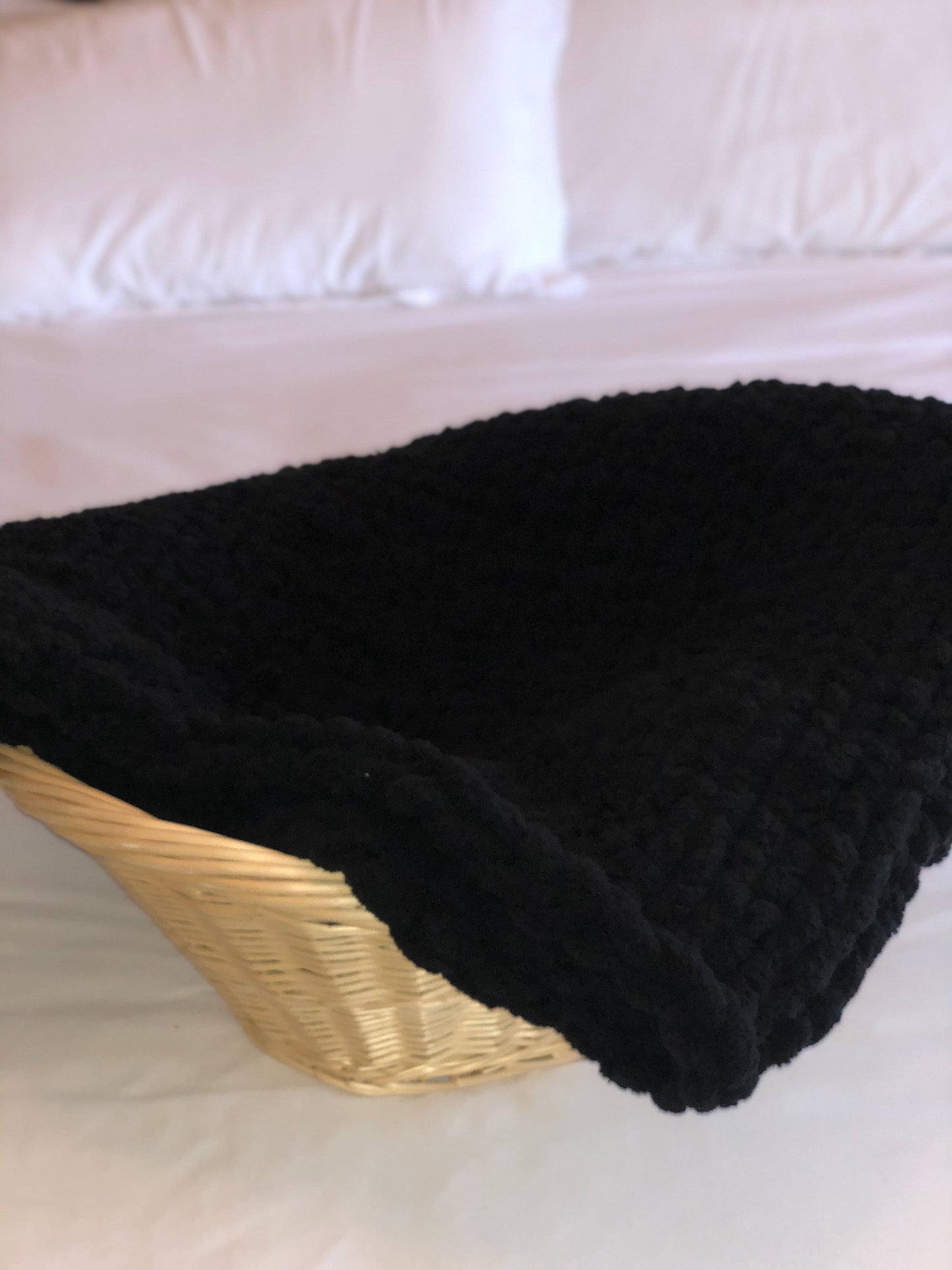 Midnight Cozy Throw - Best Cozy Throws