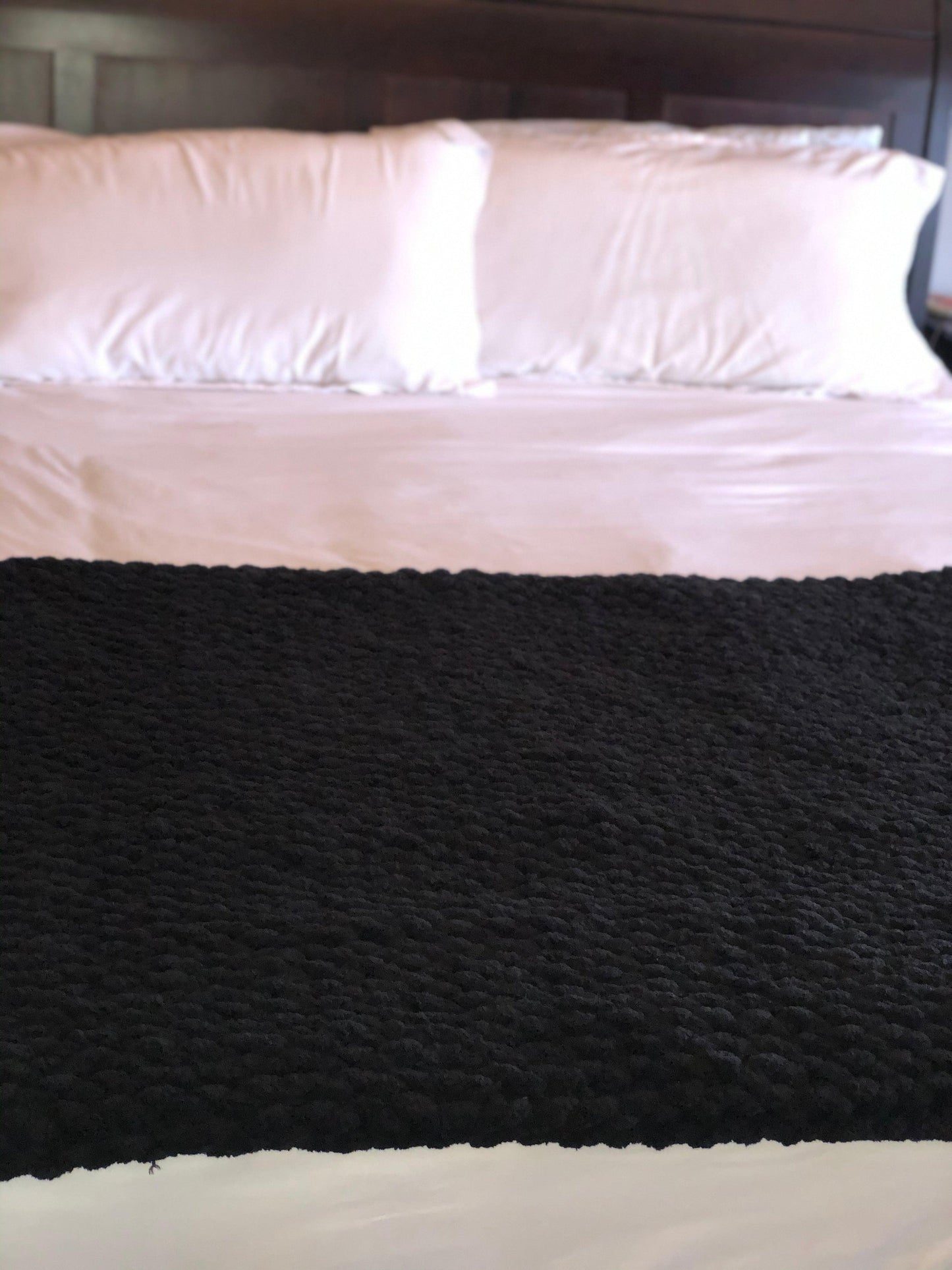 Midnight Cozy Throw - Best Cozy Throws
