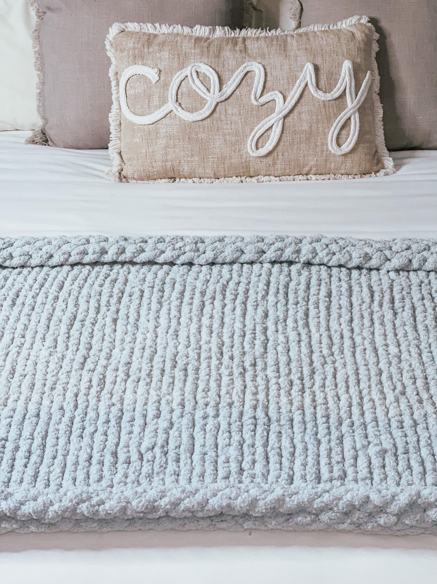 Misty Gray Cozy Throw - Best Cozy Throws