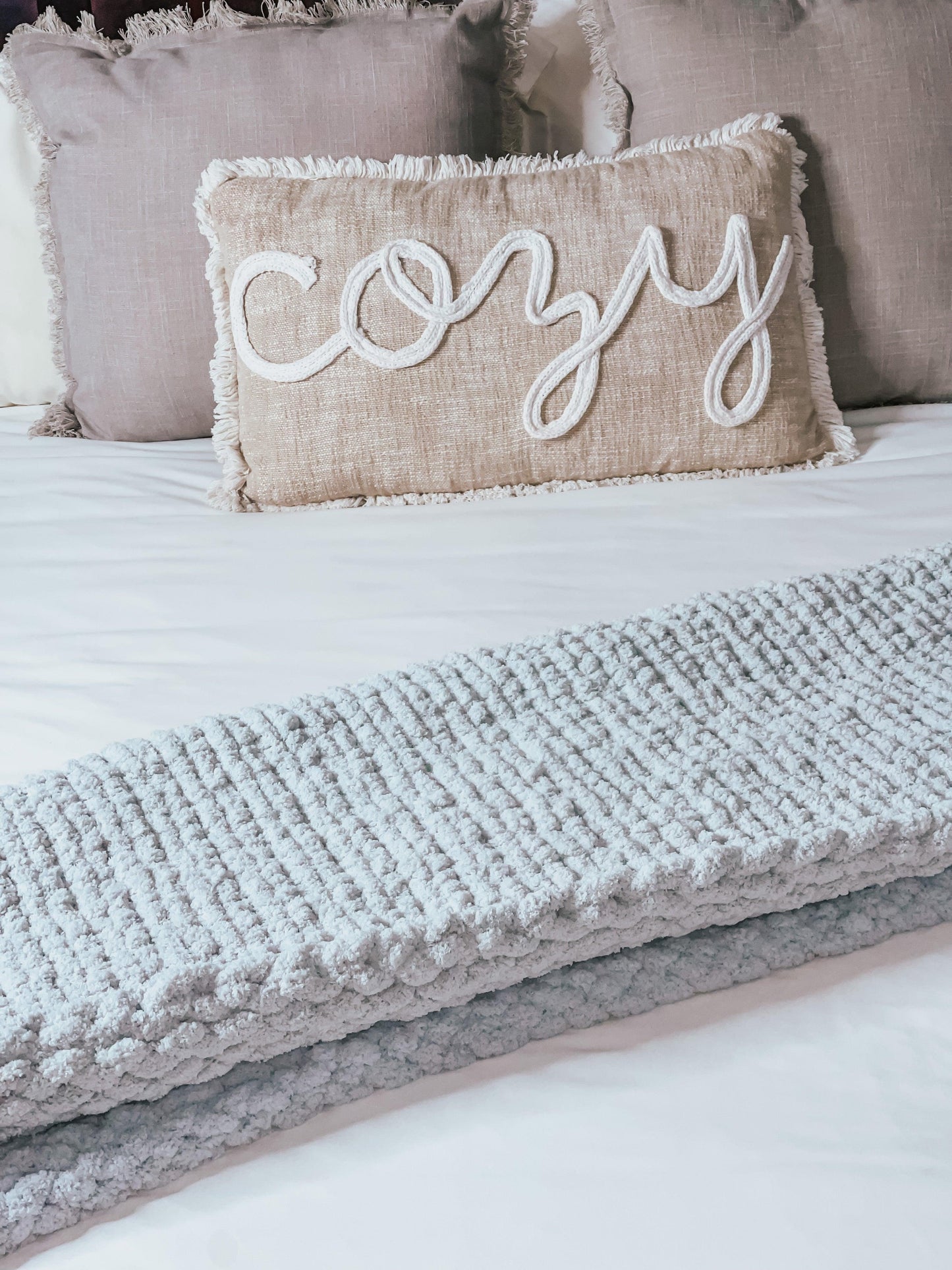 Misty Gray Cozy Throw - Best Cozy Throws