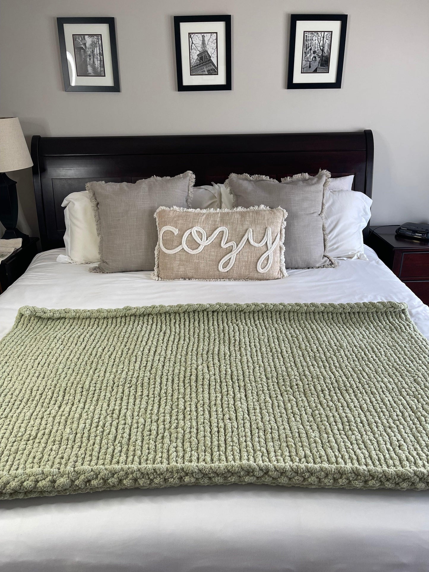 Sage Cozy Throw