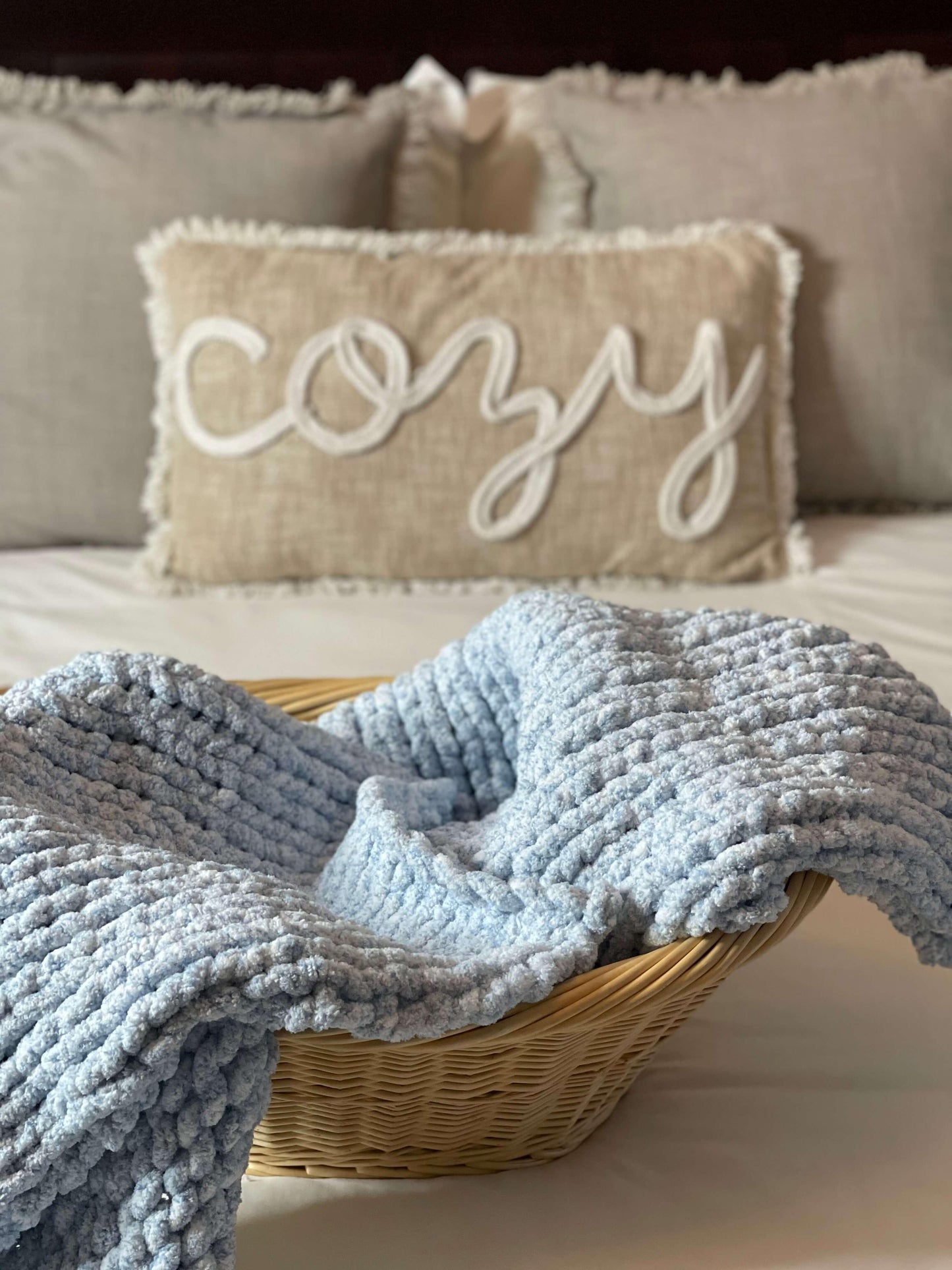 angel eyes basket