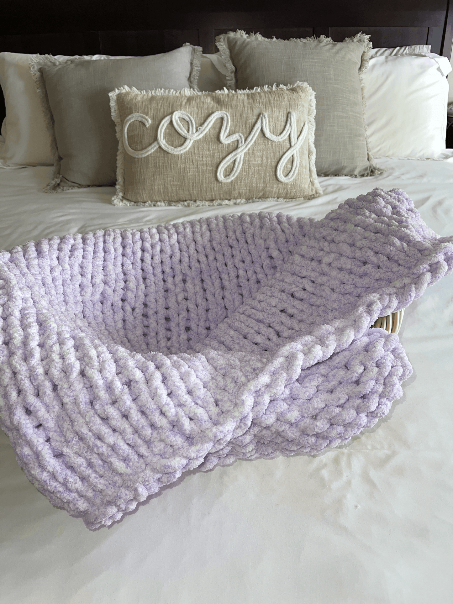Sugarplum Cozy Throw