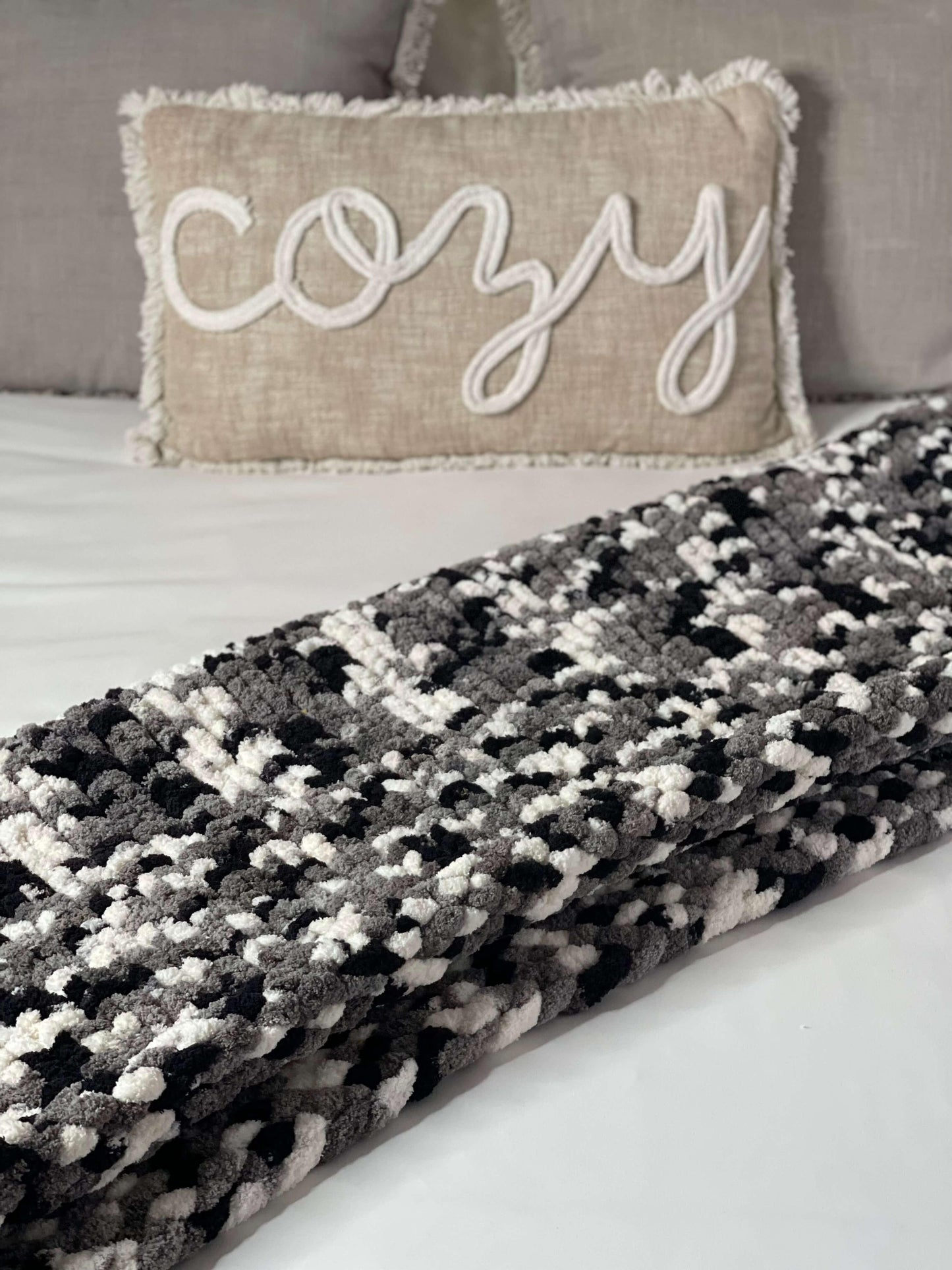 Pebble Beach Cozy Throw