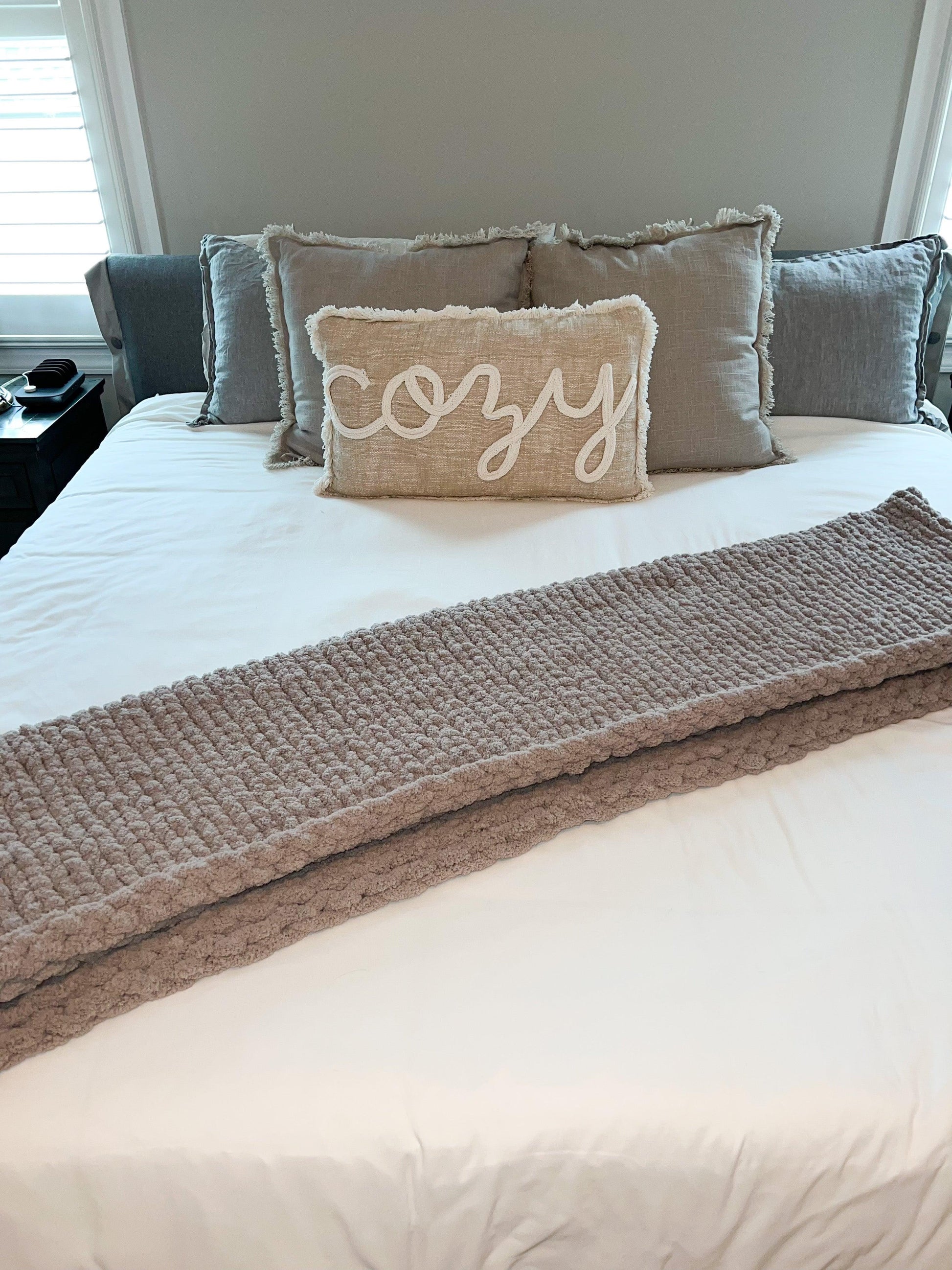 Latte Cozy Throw - Best Cozy Throws