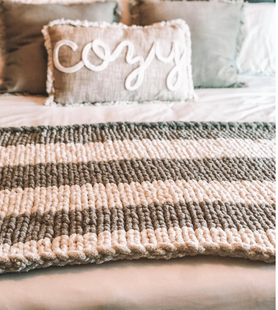 
                
                    Load image into Gallery viewer, Peace &amp;amp; Love Cozy Throw - Best Cozy Throws
                
            